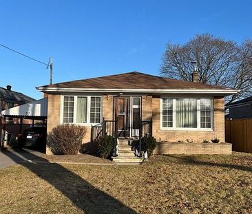 For Lease - 37 Tremelly Crescent, Toronto, Ontario - Photo 6