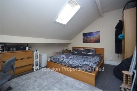 Blandford Grove Uni Student Properties Leeds - Photo 2