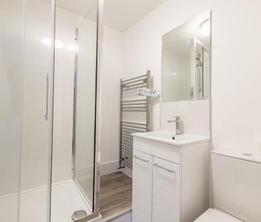 2 bedroom flat to rent - Photo 3