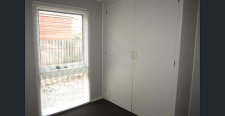TWO BEDROOM UNIT IN QUIET COMPLEX - Photo 5