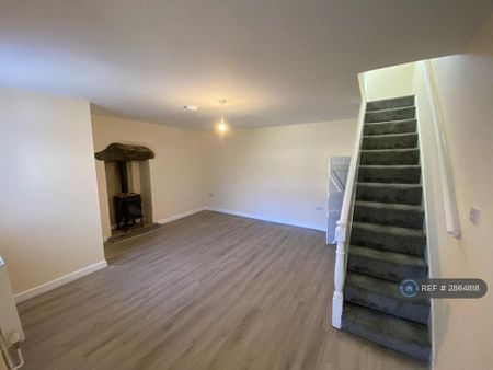 2 bedroom terraced house to rent - Photo 3
