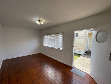 35 Lilac Street, Bentleigh East - Photo 2