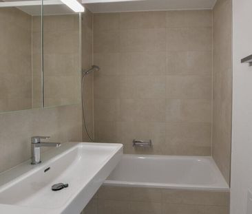 Bel appartement de 3,5 pièces au rez-de-chaussée à Ostermundigen - Foto 2