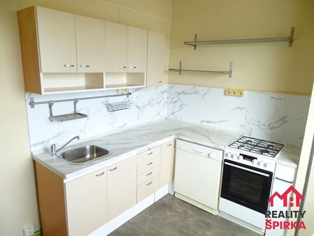 Pronájem bytu 2+1 66 m² - Photo 2