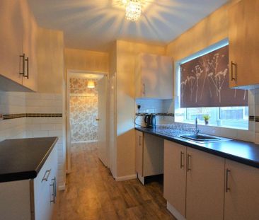 2 bedroom semi-detached house to rent - Photo 6