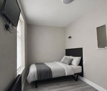 6 Bed Terraced House, Halsbury Road, L6 - Photo 5