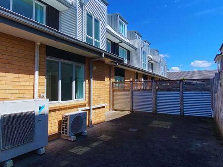 43D Cook Street - Photo 2