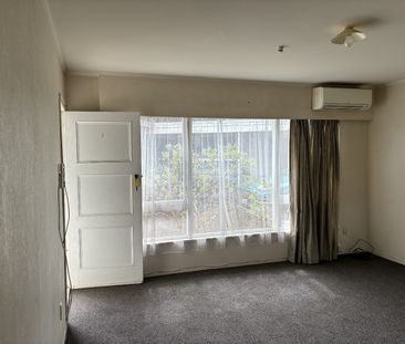 Lovely Two Bedroom Unit - Photo 4