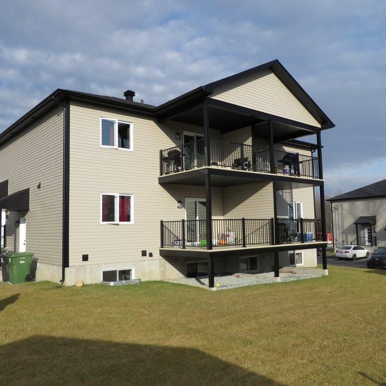 41/2 à louer SHERBROOKE ^Fleurimont) - Photo 1