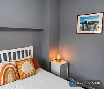 2 bedroom maisonette to rent - Photo 6