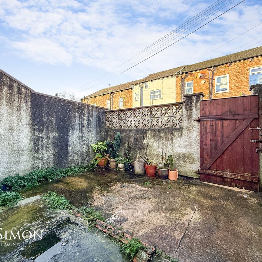 Heaton Street, Prestwich - Photo 1