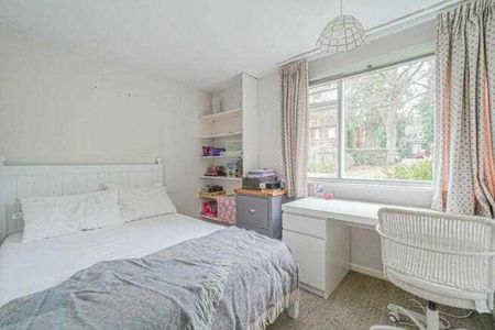 4 bedroom detached bungalow to rent - Photo 4