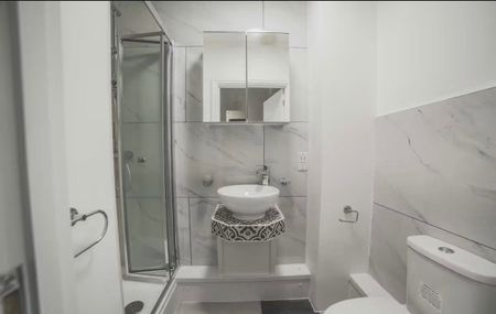 Room in a Shared Flat, Windsor Street, B7 - Photo 5