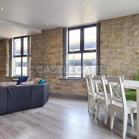 5 bedroom flat share to rent - Photo 1