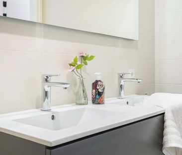 Sint Bavostraat, Rijsbergen, Nederland - Foto 5