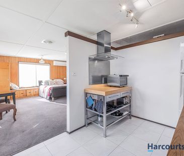 9a Highclere Avenue, Mount Waverley, Vic 3149 - Photo 4