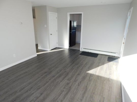 FOR RENT – 25.5 Woodcrest Avenue, Halifax, Nova Scotia - Photo 1