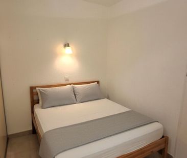 Appartement VIDE à louer : le petit coin de paradis à Saint-Raphaël ! - Photo 2