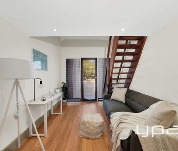 PRIZED SOUTH SIDE POCKET! - Photo 3