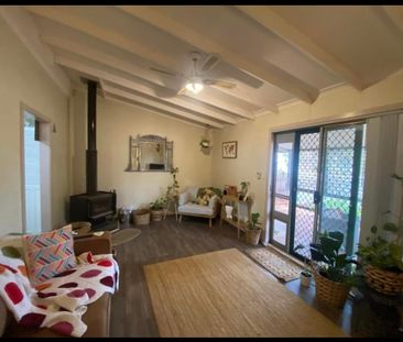 Cozy 3x1 In Victory Heights! - Photo 2