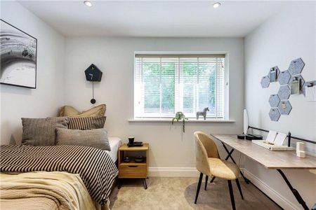 3 bedroom end of terrace house to rent - Photo 5