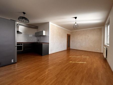 Pronájem bytu 2+kk 59 m2 - Fotografie 5