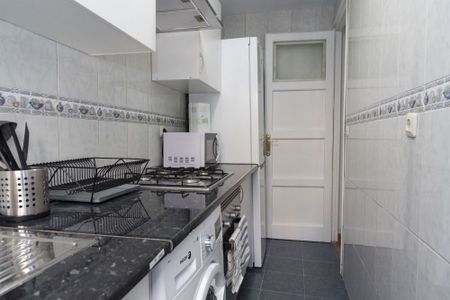 Cozy room in General Lacy Street - Foto 5