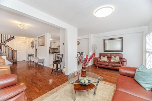 For Lease - 184 Lindenshire Avenue, Vaughan, Ontario - Photo 1