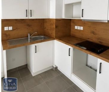 Location Appartement 3 pièces 63m² ST PIERRE EN FAUCIGNY 74800 - Photo 2