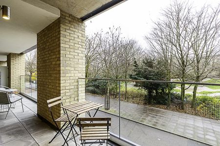 1 bedroom flat to rent - Photo 2