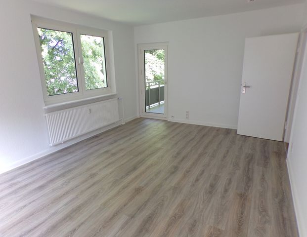 Helle, gemütliche 2 Zimmer Wohnung mit Balkon - Foto 1