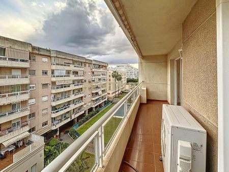 Málaga, Andalusia - Photo 4