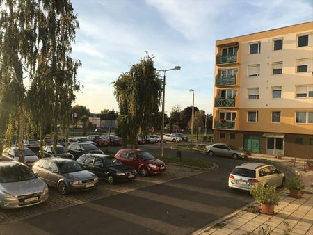 Kiadó jó állapotú panel lakás - Győr - Fotó 5