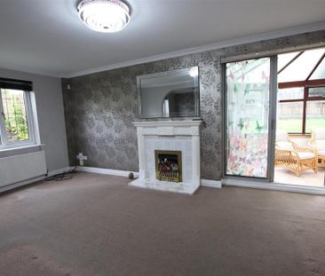 4 bedroom detached house to rent - Photo 1