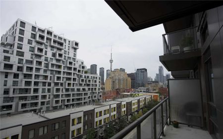 Stunning 1-bedroom + Den Condo For Rent - Photo 2