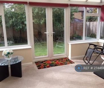 4 bedroom detached house to rent - Photo 4