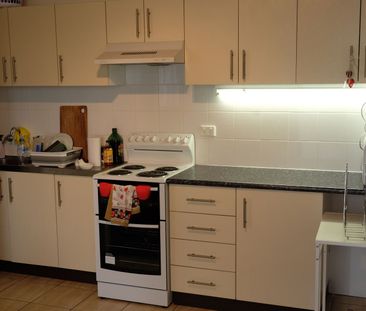 Well Presented One Bedroom Unit - Photo 3