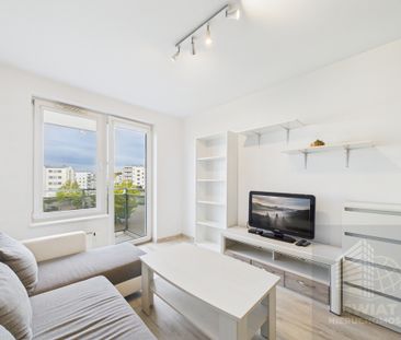 Dwa pokoje z garażem na strzeżonym osiedlu - Zdjęcie 6