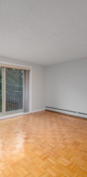 155 19th Street, East - Photo 1