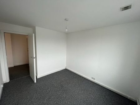 2 Bed Flat, Hamstead Court, B19 - Photo 3