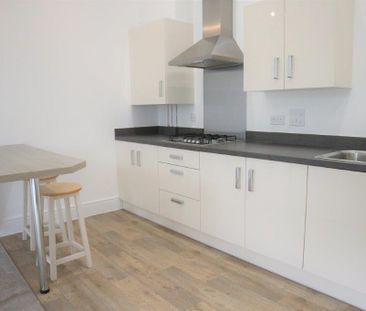 Luscombe Avenue, Hellingly | Two-Bedroom Flat - Photo 5