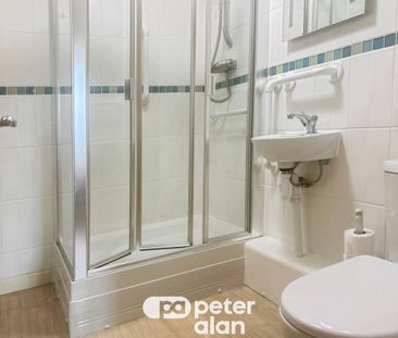 2 bedroom apartment to rent - Photo 5