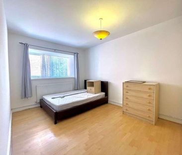 St. Georges Road, London, Greater London, N13 - Photo 2