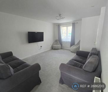1 bedroom in a house share to rent - Photo 1