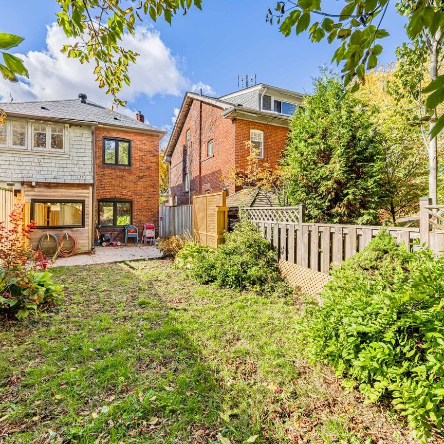 For Lease - 239 Winona Drive, Toronto, Ontario - Photo 1