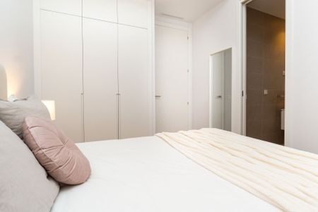 Piso de alquiler en Carrer de Sardenya, Sagrada Família - Photo 2