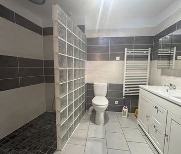 Location Maison 4 pièces 137m² - Photo 4