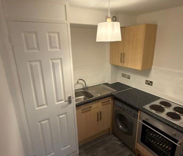 Flat 3, Chapel Lane, Headingley, Leeds, LS6 3PP - Photo 2