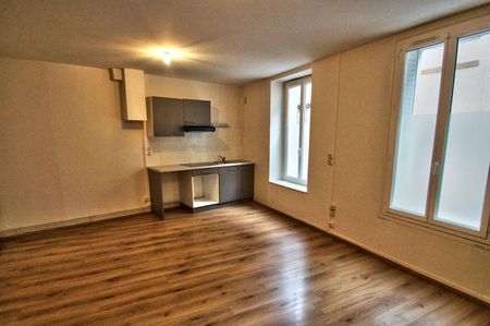 Appartement Chazay D Azergues 1 pièce(s) 32.80 m2 - Photo 4