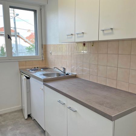 À louer / Appartement F1 / BESANCON PROCHE GARE VIOTTE 35 rue du Chasnot - Photo 3